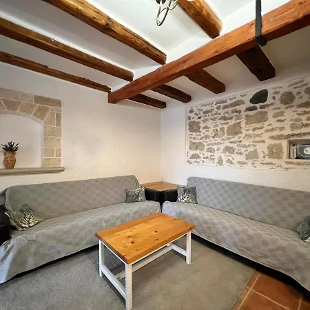 Anamarija Apartamento